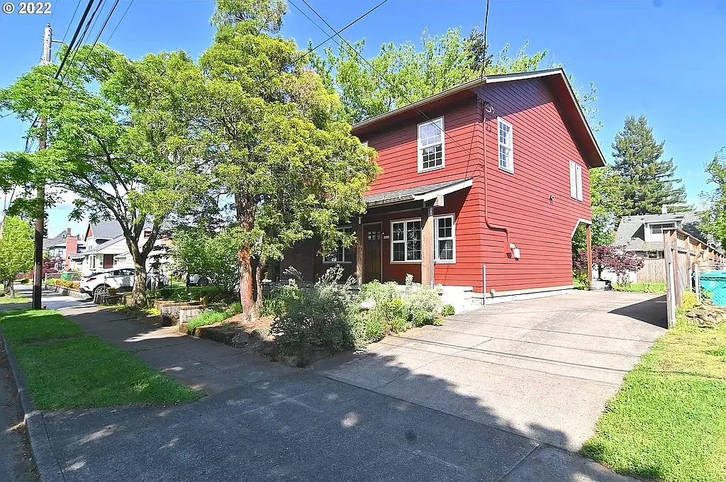 7210 N Haven Ave — Photo 2