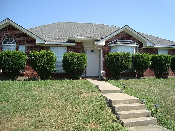 2nd image of 1501 Wesley Dr