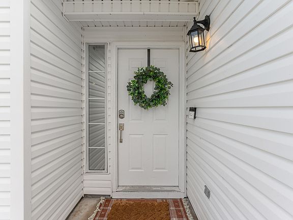 3rd image of 643 Jerrells Ave