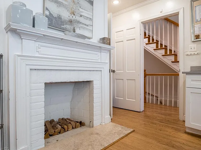 3424 O St NW — Photo 2