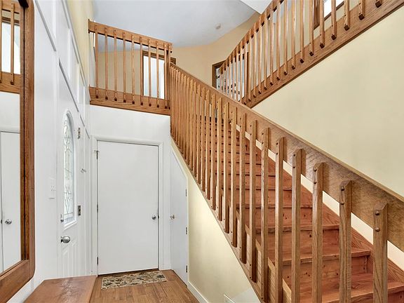 5th image of 11184 Pinewood Dr