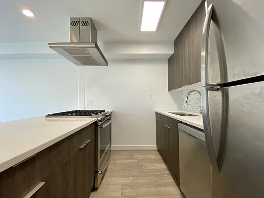 Rented by Compass | media 30