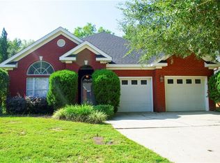 5581 Fairfield Pl, Mobile, AL 36609