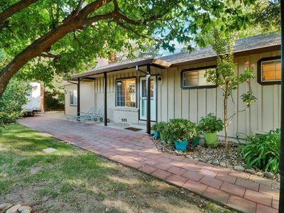 3030 Howe Ave, Sacramento, CA, 95821