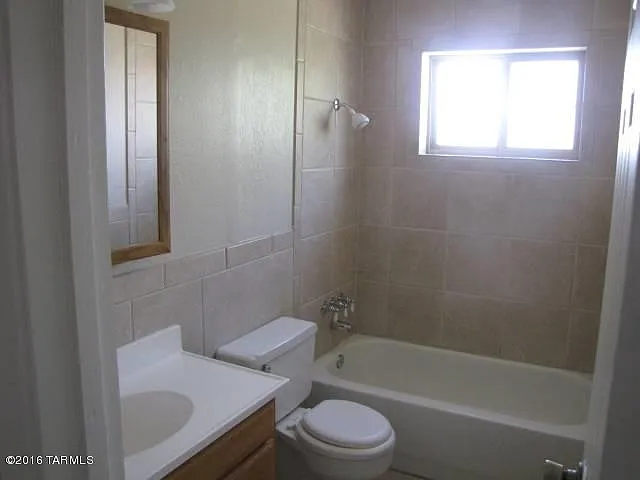 6533 E Calle La Paz #D — Photo 7