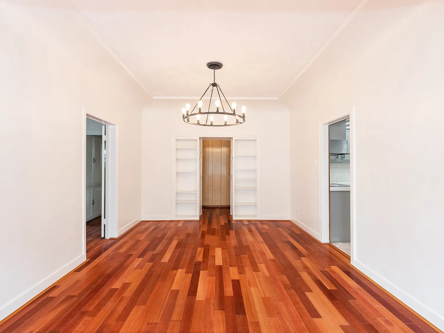 2 bed, 1430 sqft, $4,000 — Photo 3