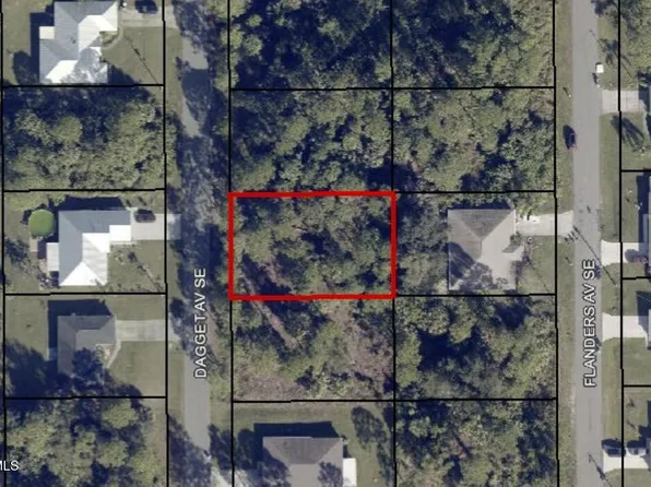 2999 Dagget Ave SE, Palm Bay, FL 32909