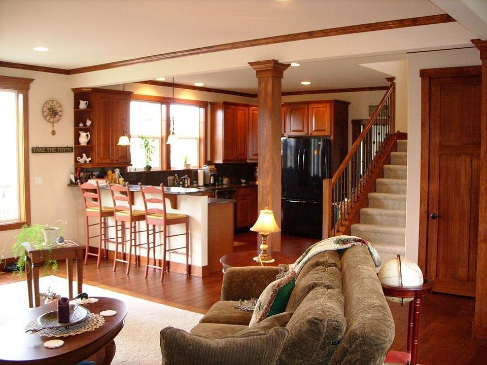 Gorgeous millwork
