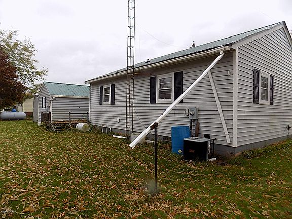 2nd image of 408 1st St N