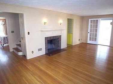 4th image of 39 Eliot Rd