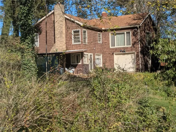 9043 Strasburg Bolivar Rd NW, Strasburg, OH 44680