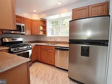 2nd image of 3800 Keller Ave