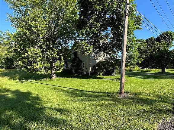 3rd image of 6705 E Townline Rd