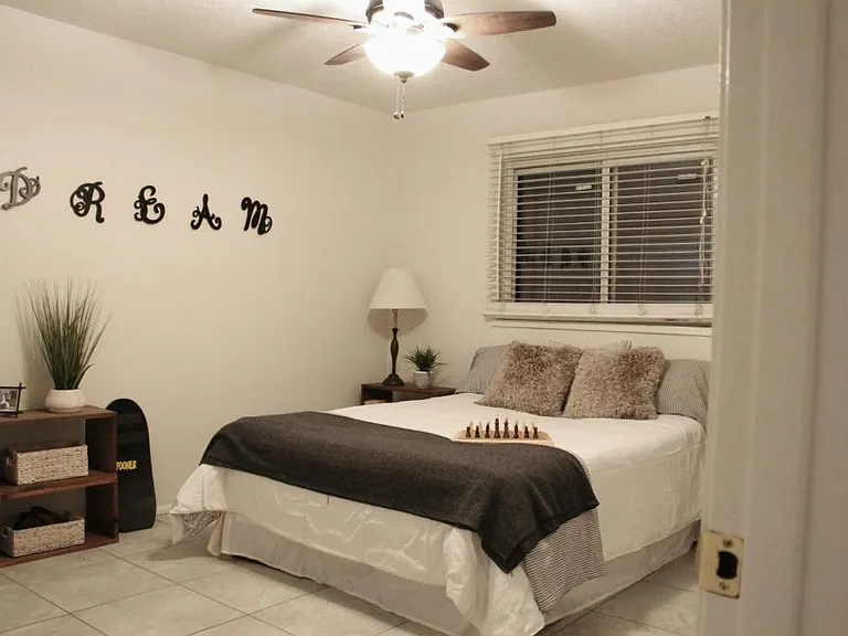 1021 Alvarado Dr SE #B — Photo 8