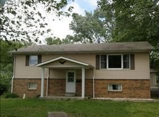 2918 S Franklin Street Rd, Decatur, IL 62521