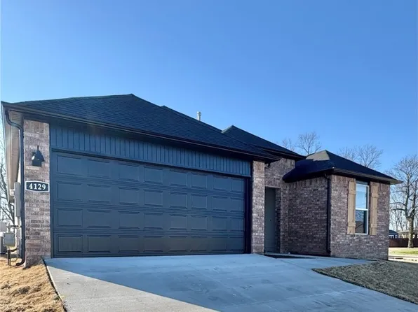 4129 Blossom Ave, Springdale, AR 72764