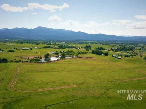 95 Sunbridge Dr, McCall, ID 83638