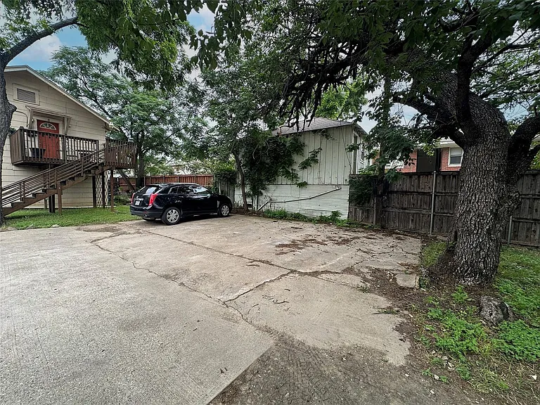819 N Marsalis Ave — Photo 20
