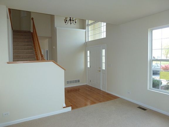 4th image of 12157 Shagbark Dr