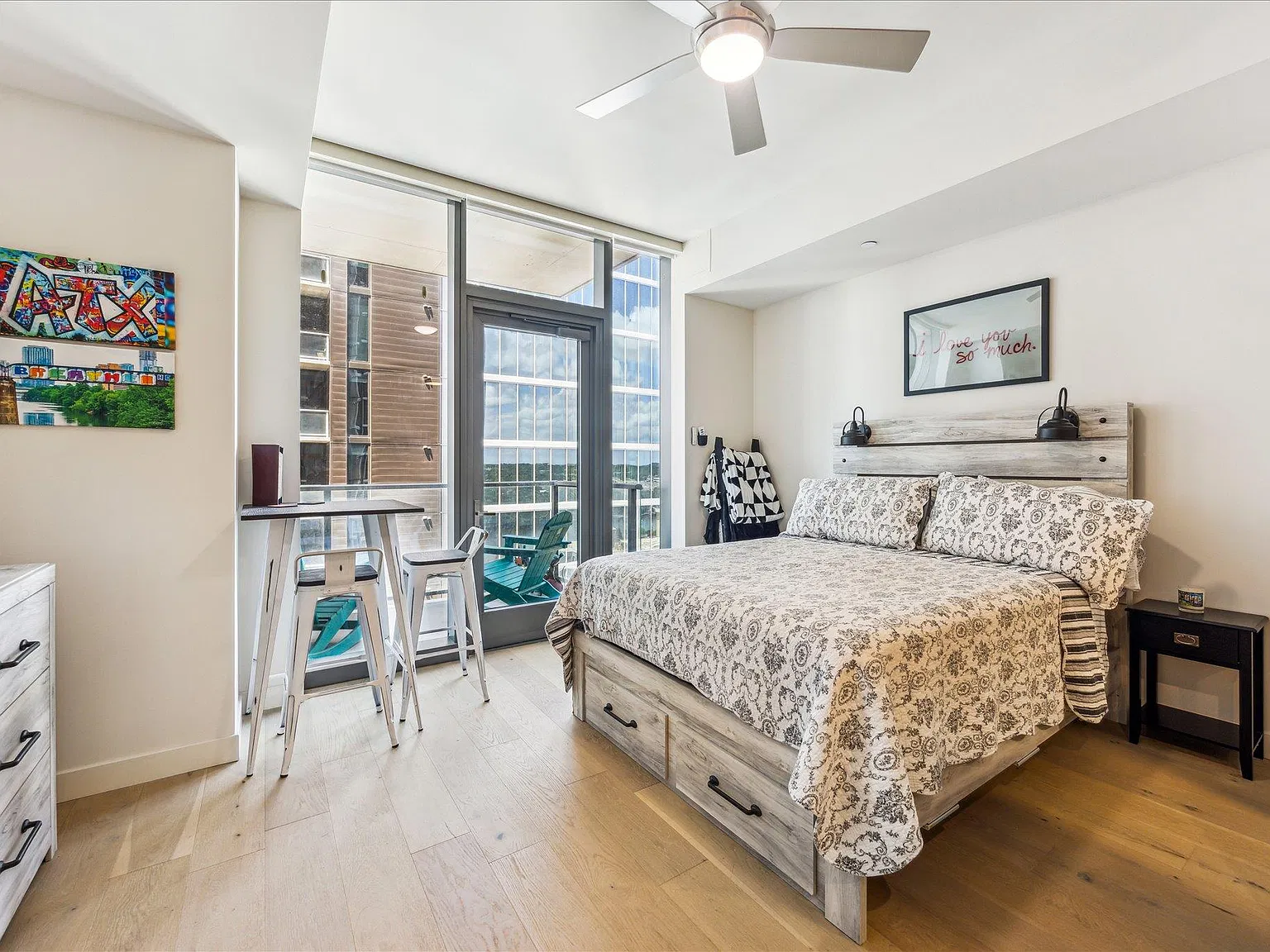 Studio, 1.0 bath, 538 sqft, $2,500 — Photo 3