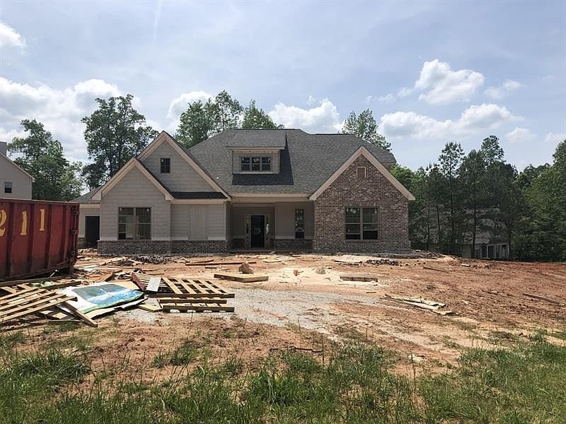 1st image of 803 Lake Crest Dr