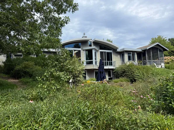 4 Sylvias Way, Truro, MA 02666