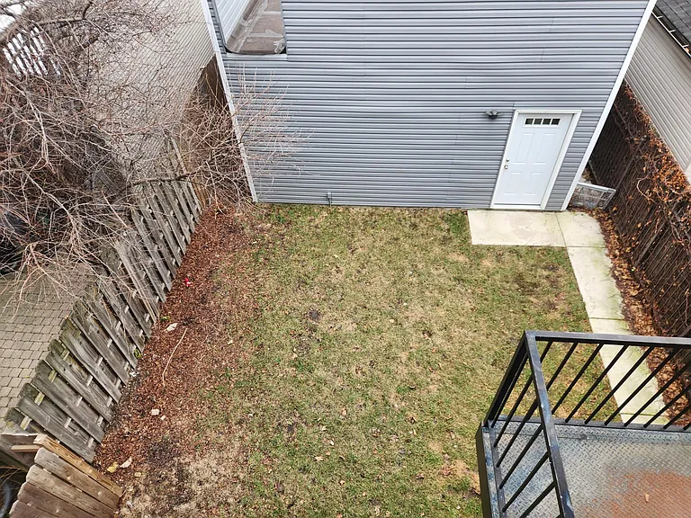 3411 N Troy St #2 — Photo 16