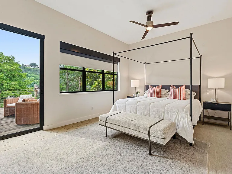 3605 Robbins Rd — Photo 16