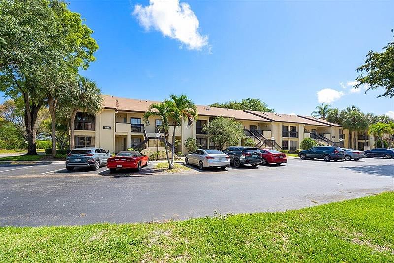 1st image of 1937 SW 15th St APT 53