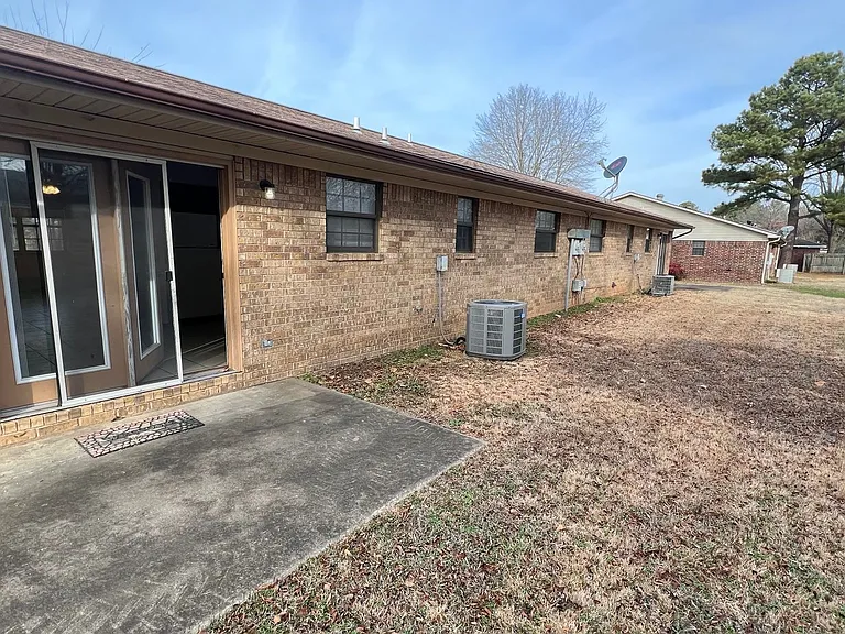 1208 N Nashville Pl — Photo 17