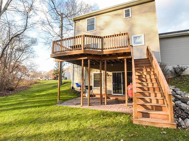2049 Laurel Oak Dr — Photo 37