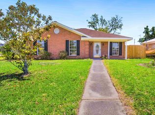 18990 Dalewood Cir, Robertsdale, AL 36567