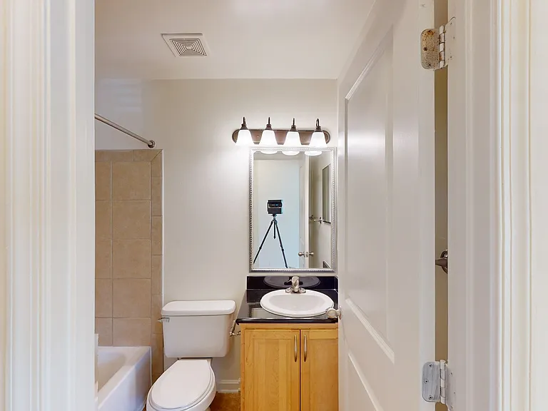 Gayton Pointe Townhomes — Photo 53
