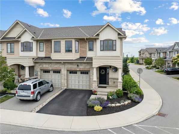 43 Dunrobin Ln, Grimsby, ON L3M 0H4