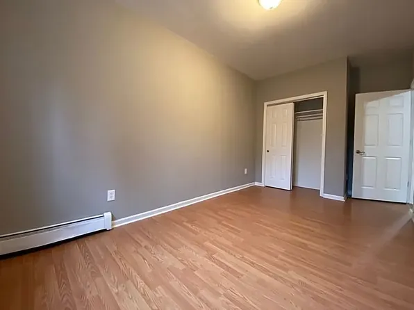 387 Sumpter Street image 9 of 13