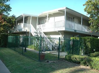 1121 W 27th St APT F, Los Angeles, CA 90007