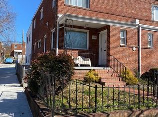 616 Nicholson St NE, Washington, DC 20011