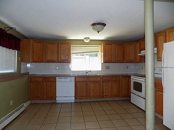 4th image of 497 Farmington Ave