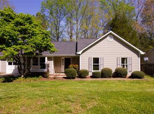 5322 N Oaks Dr, Greensboro, NC 27455