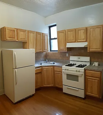 Rented by NYC Realty Brokers LLC | media 26