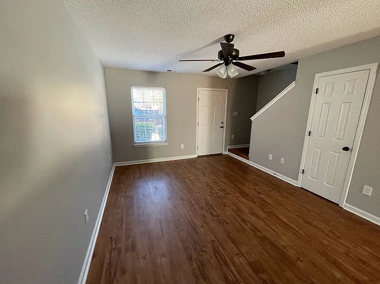 6718 B Bryant St - . — Photo 4