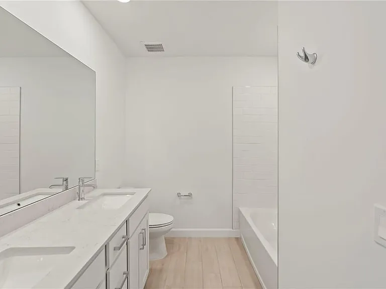 5714 Veranda Way #2 — Photo 8