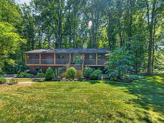 2nd image of 8975 Forest Ln