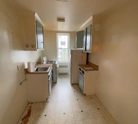 4th image of 2239 Troy Ave APT 5G