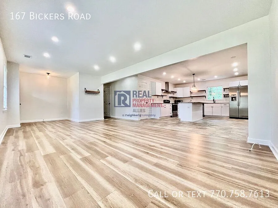 Newly Remodeled Rental Home on Acreage — Photo 4