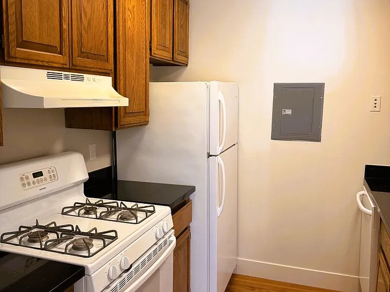 9700 Mountain Blvd — Photo 7