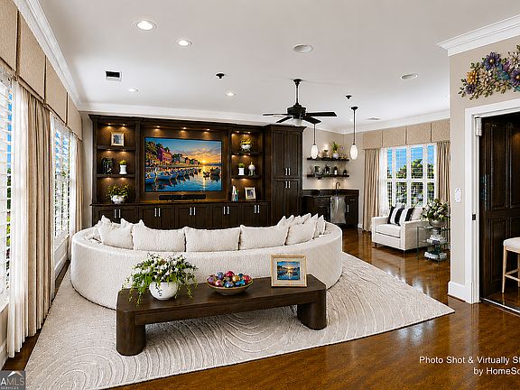 5th image of 40 Emerson Hill Sq