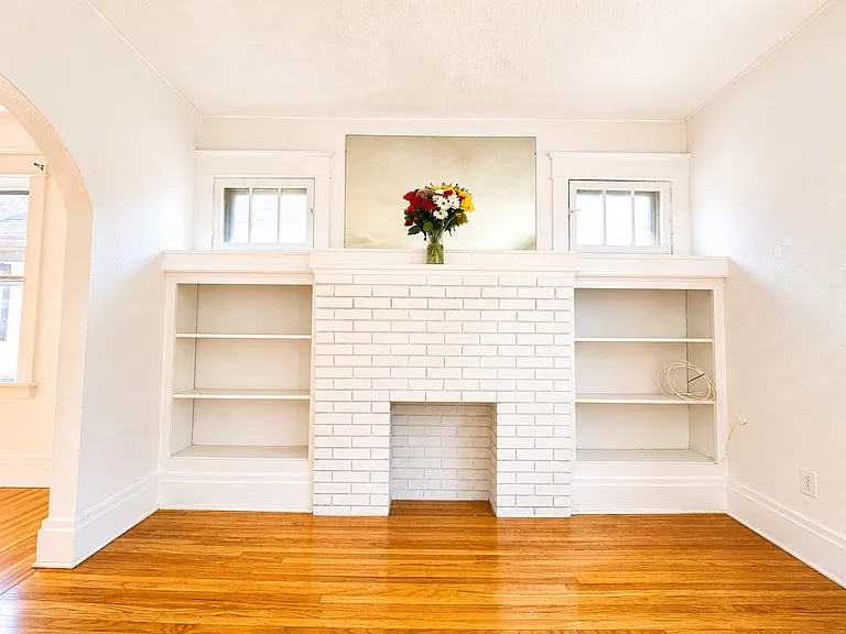394 Taunton Pl #2UPR — Photo 2