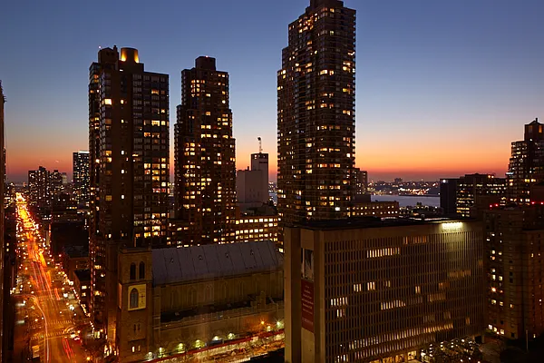 Sold by Compass | media 27