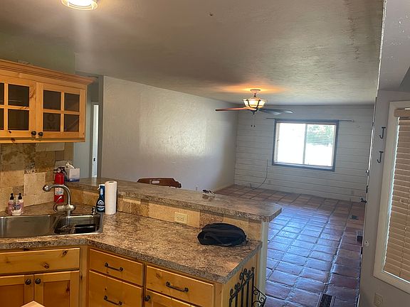 3rd image of 1304 E Gary Ave